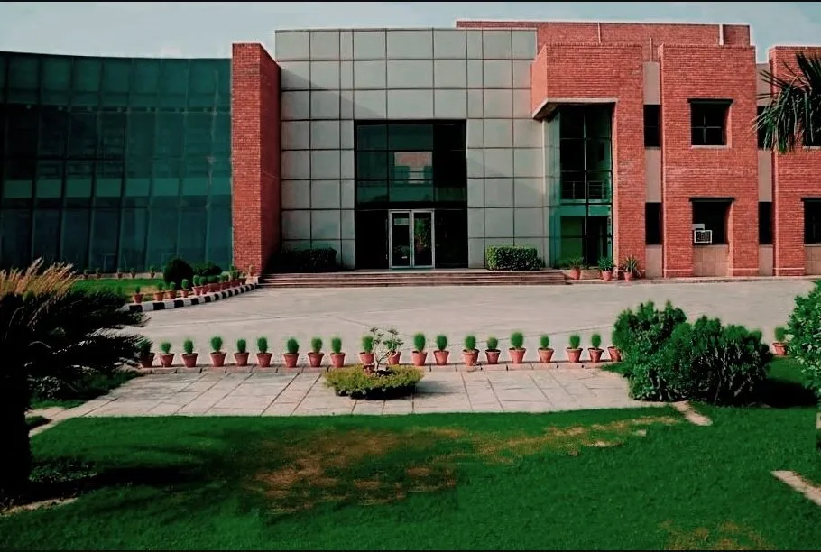 IIT Roorkee